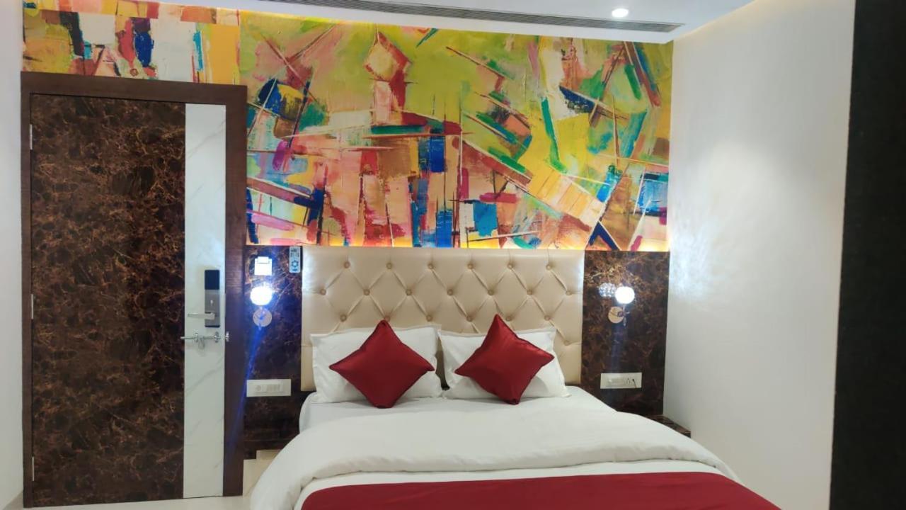 بوبال Hotel Relax المظهر الخارجي الصورة