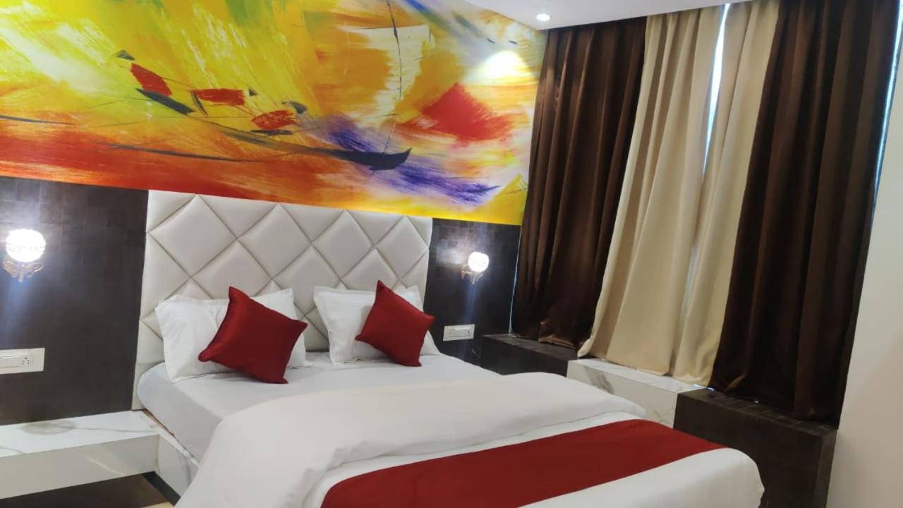 بوبال Hotel Relax المظهر الخارجي الصورة